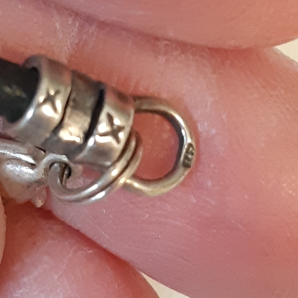 Retired James Avery Leather & Puzzle Piece Bracelet - Picture 5 of 16